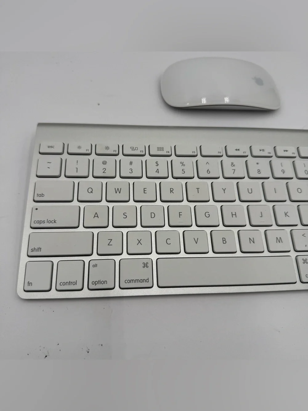 E5 Apple A1314 / 1296 Wireless Keyboard + Magic Mouse Combo Set - Fully Tested